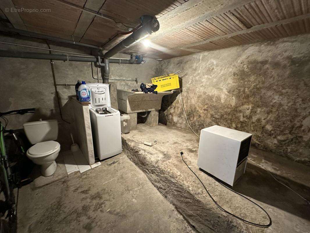 Maison à CAUNES-MINERVOIS