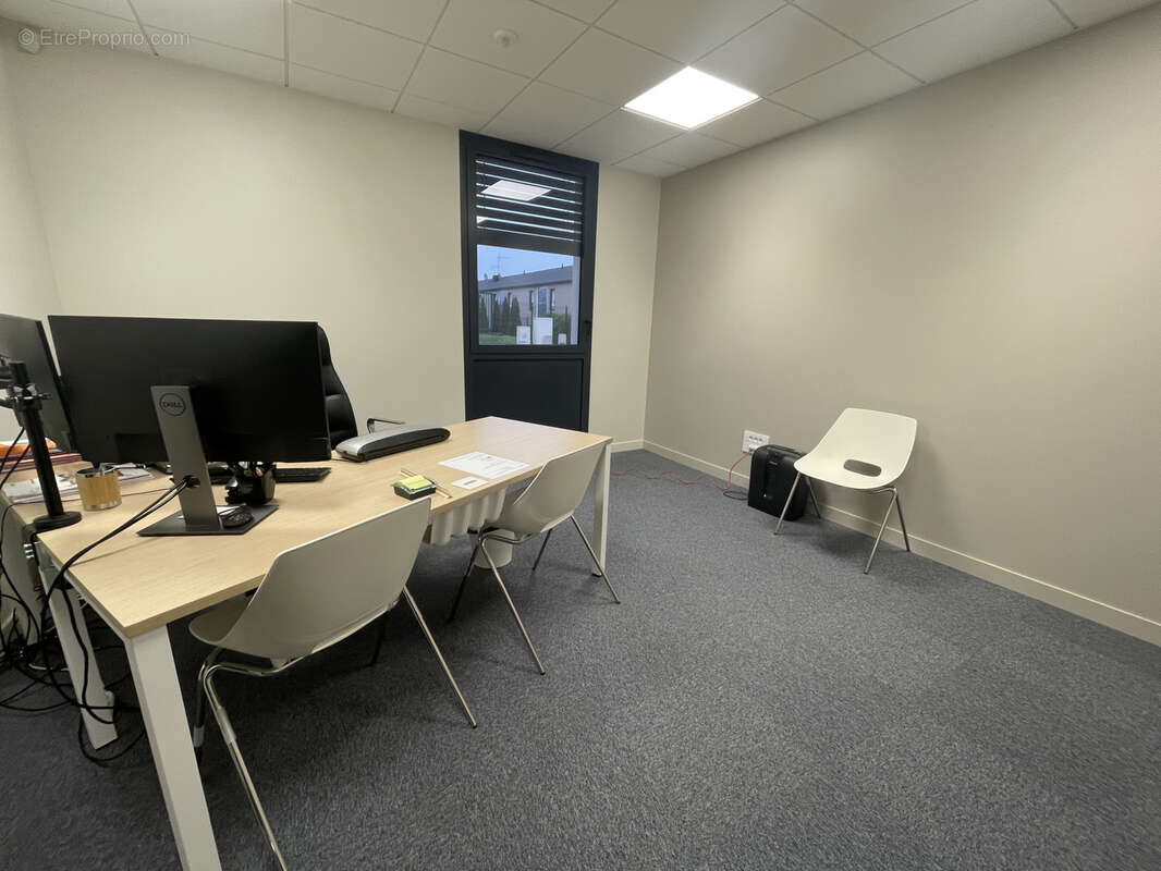 Commerce à SAINT-SATURNIN