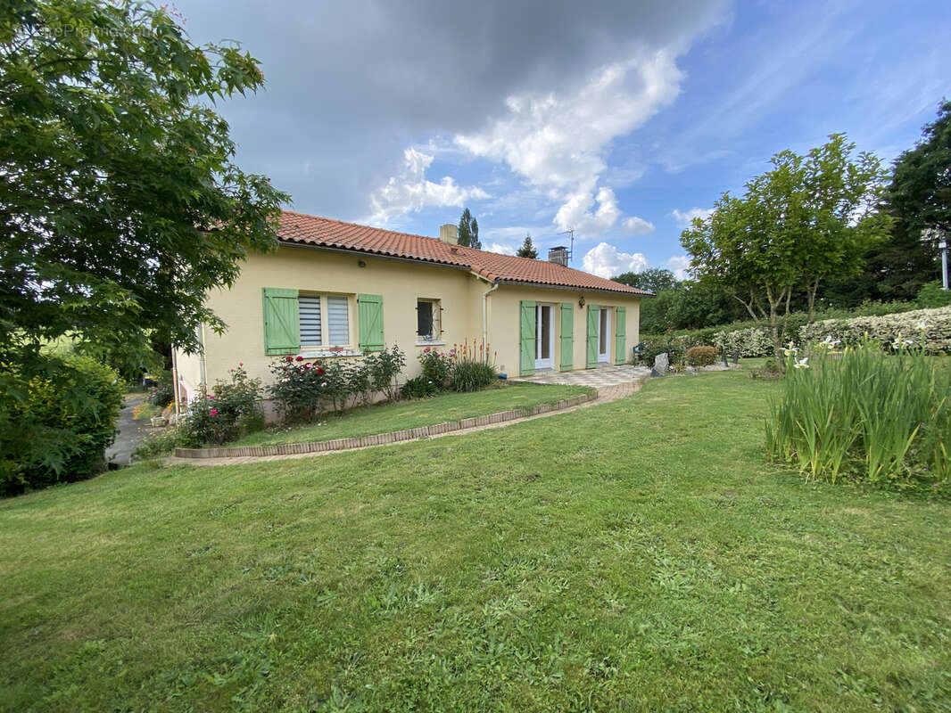 Maison à TILLIERES
