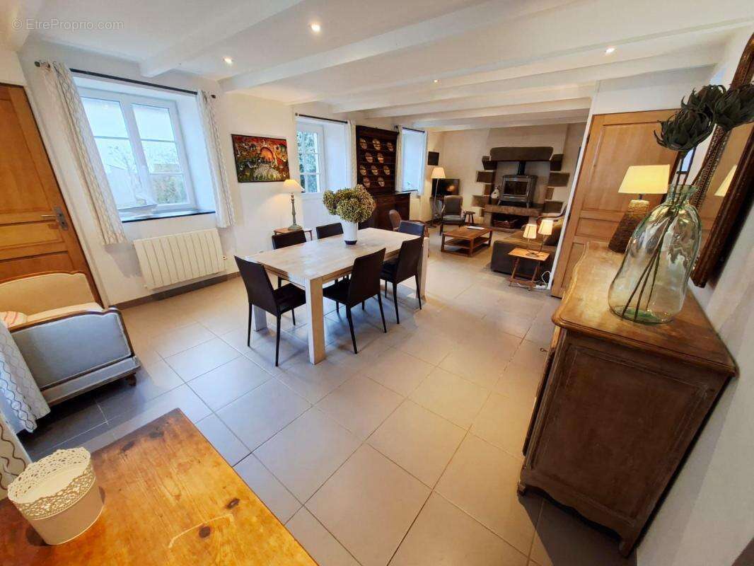 Maison à PLOUGASNOU