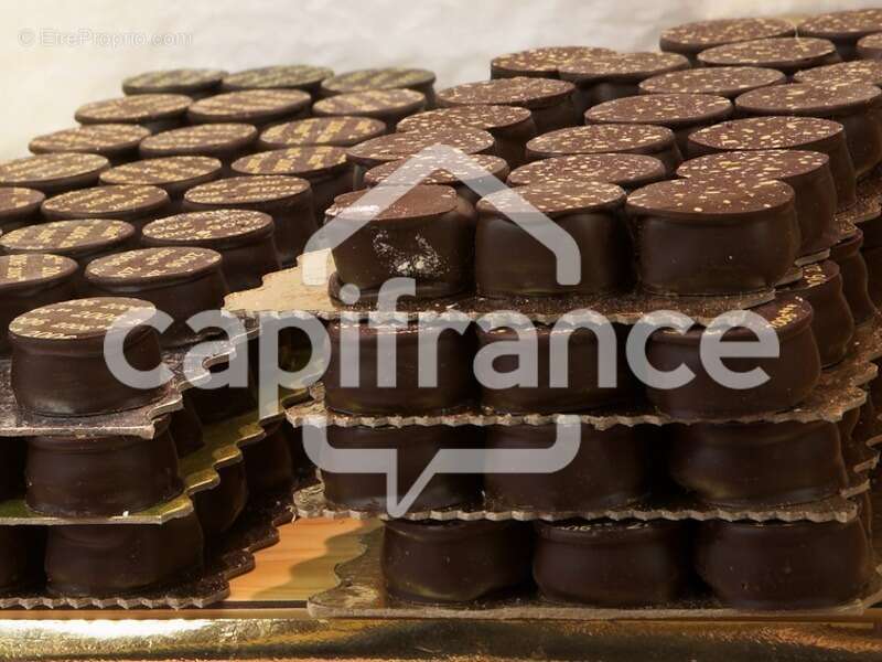 Commerce à SAINT-RAPHAEL