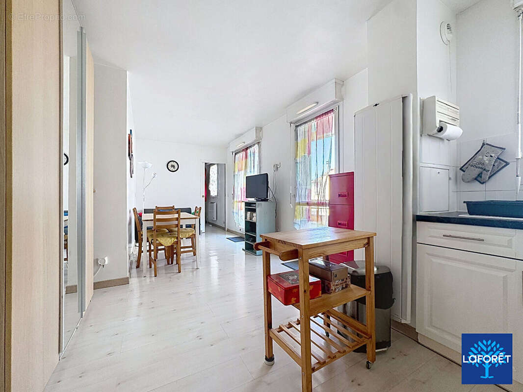 Appartement Neuilly Plaisance 2 pièce(s) 40 m2 - photo 2
