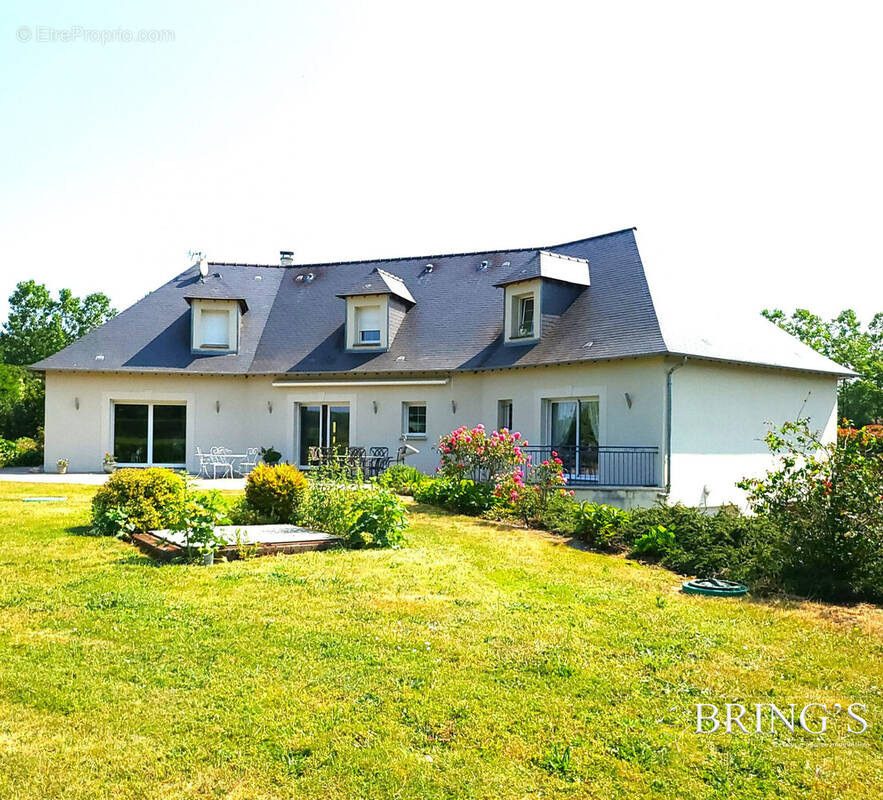 Maison à SYLVAINS-LES-MOULINS