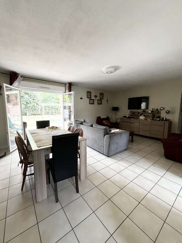 Maison à LE PIAN-MEDOC