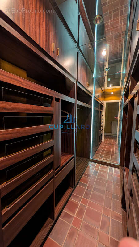 Maison de caractère avec un joli parc arboré - photo 12