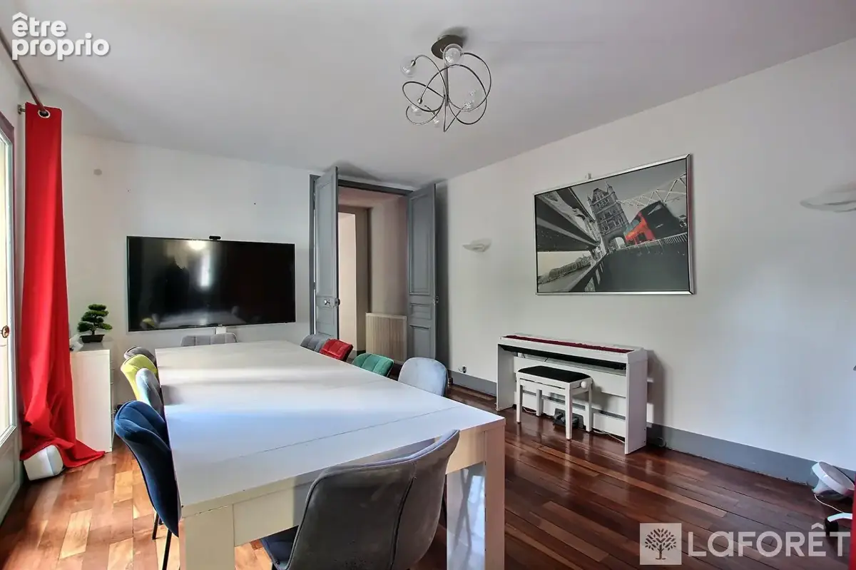 Centre-ville - maison familiale de caractère avec terrasse - photo 6