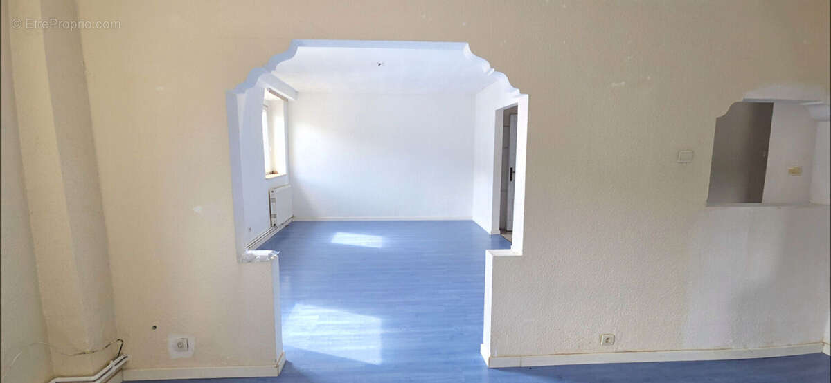 Appartement à ALGRANGE