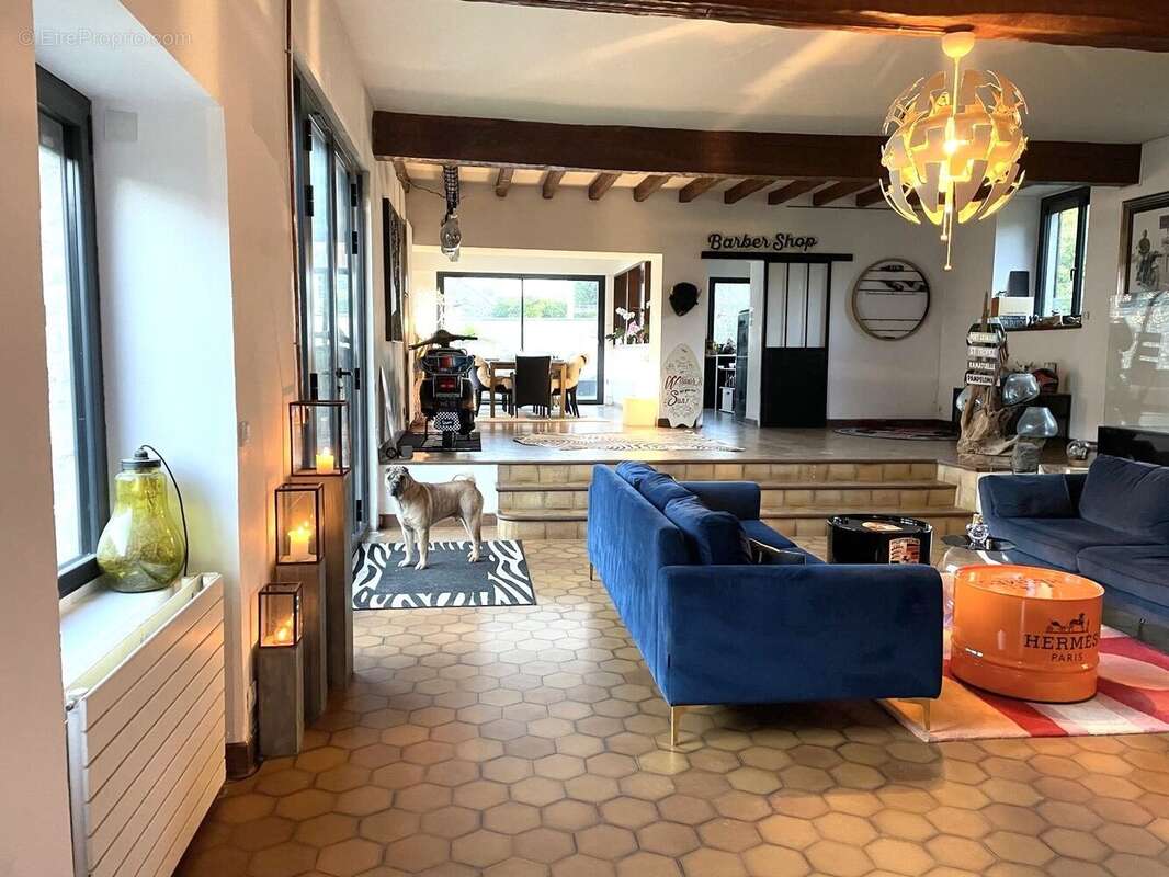 Maison à MILLY-LA-FORET