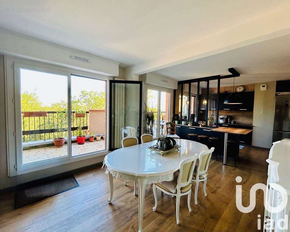 Photo 2 - Appartement à RAMONVILLE-SAINT-AGNE