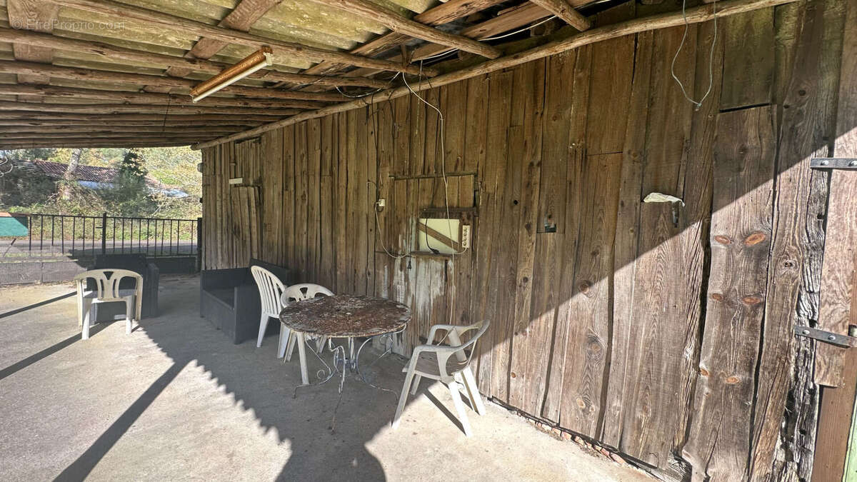 Maison à MOUSTEY