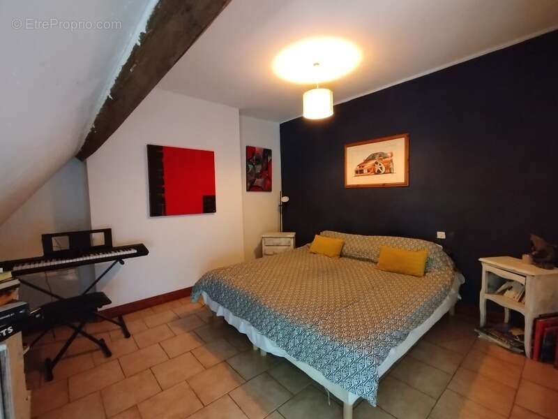 Maison à LA CROIX-DU-PERCHE