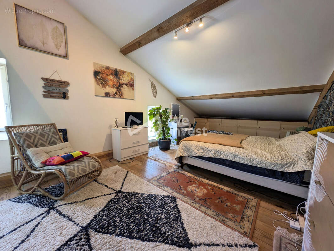 Maison 207 m² à Garein  - photo 6