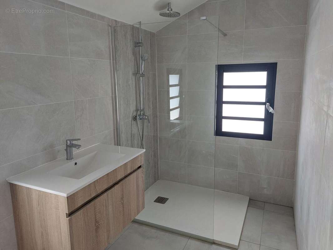 Maison à SAINT-DENIS