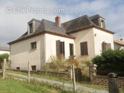 Maison à MAGNAC-LAVAL