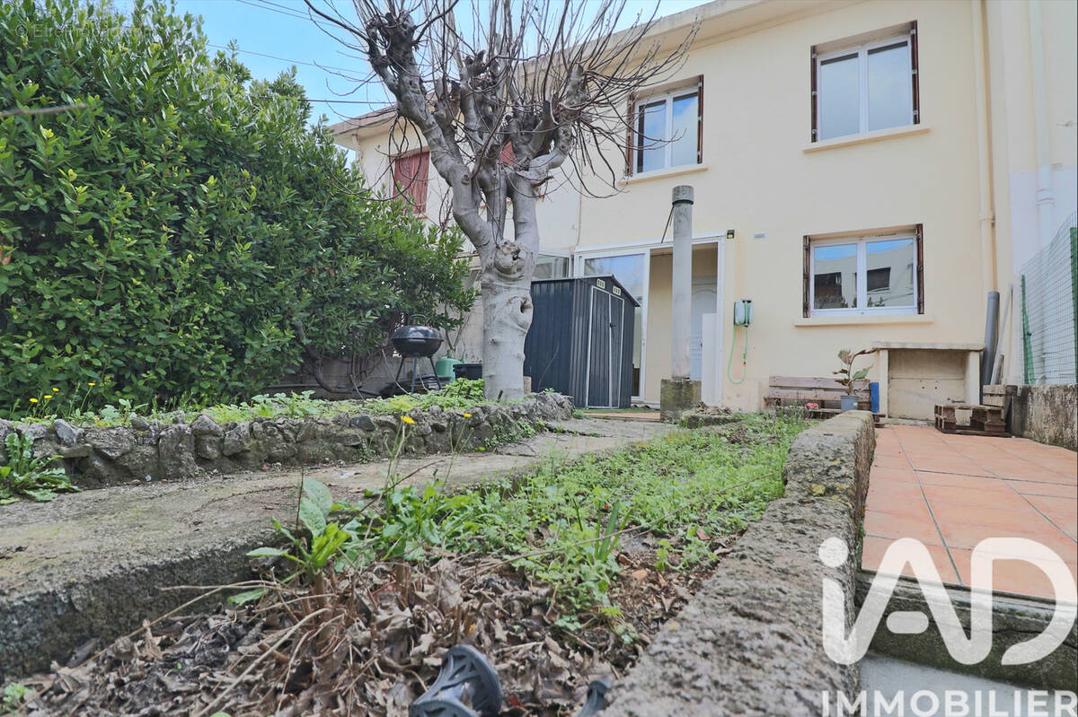 Photo 1 - Maison à MARSEILLE-13E