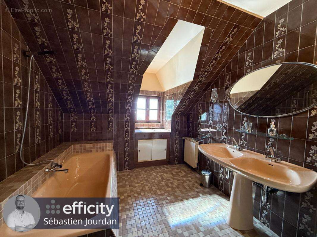 Maison à LA GUERCHE-DE-BRETAGNE