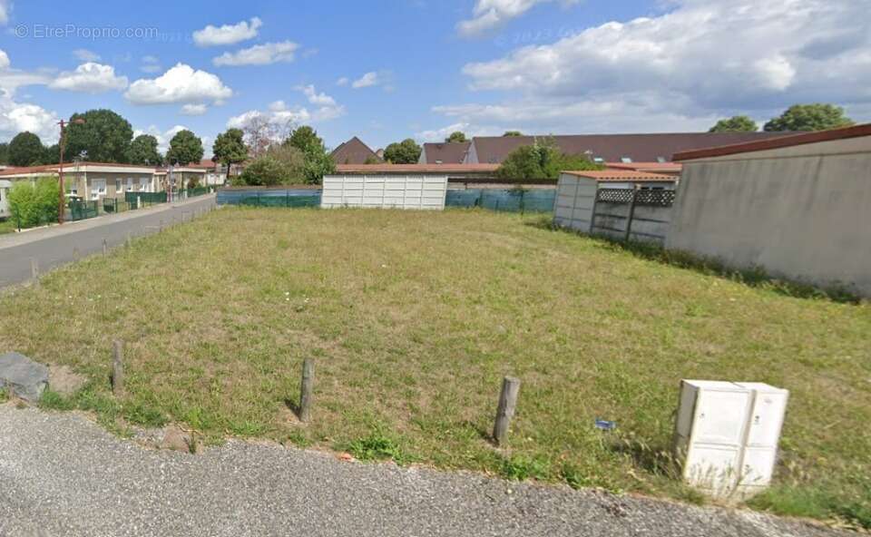 Terrain à PECQUENCOURT