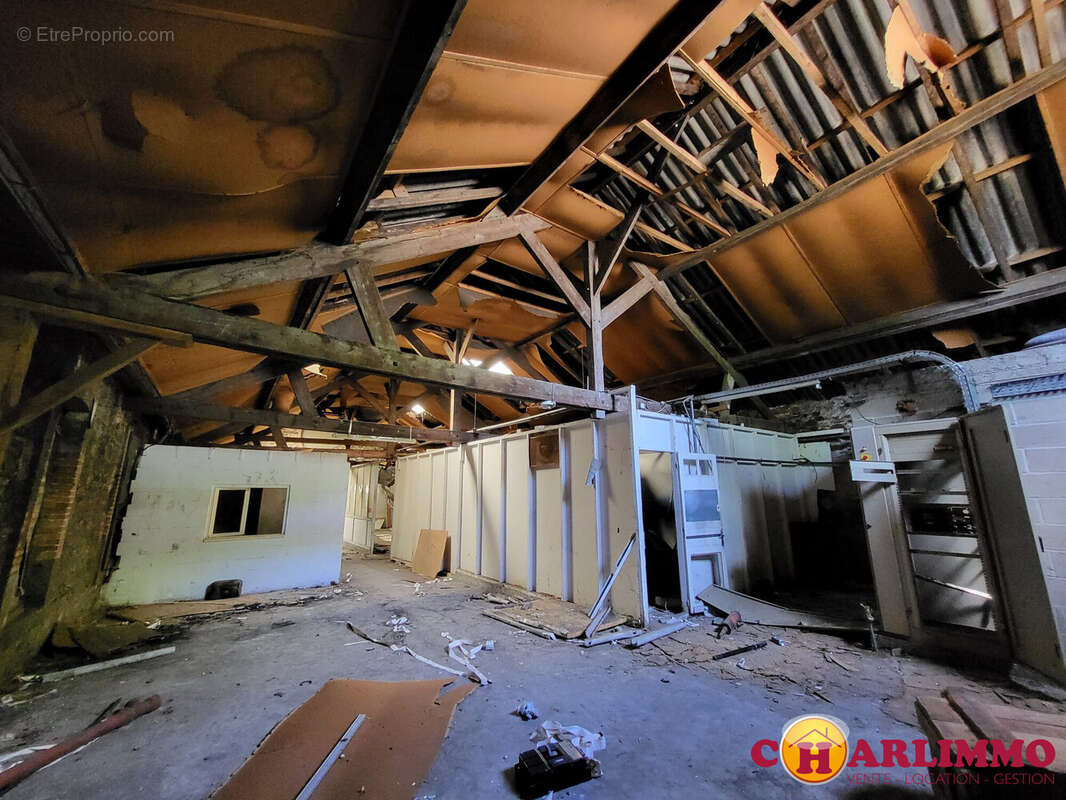 Commerce à SAINT-JUNIEN