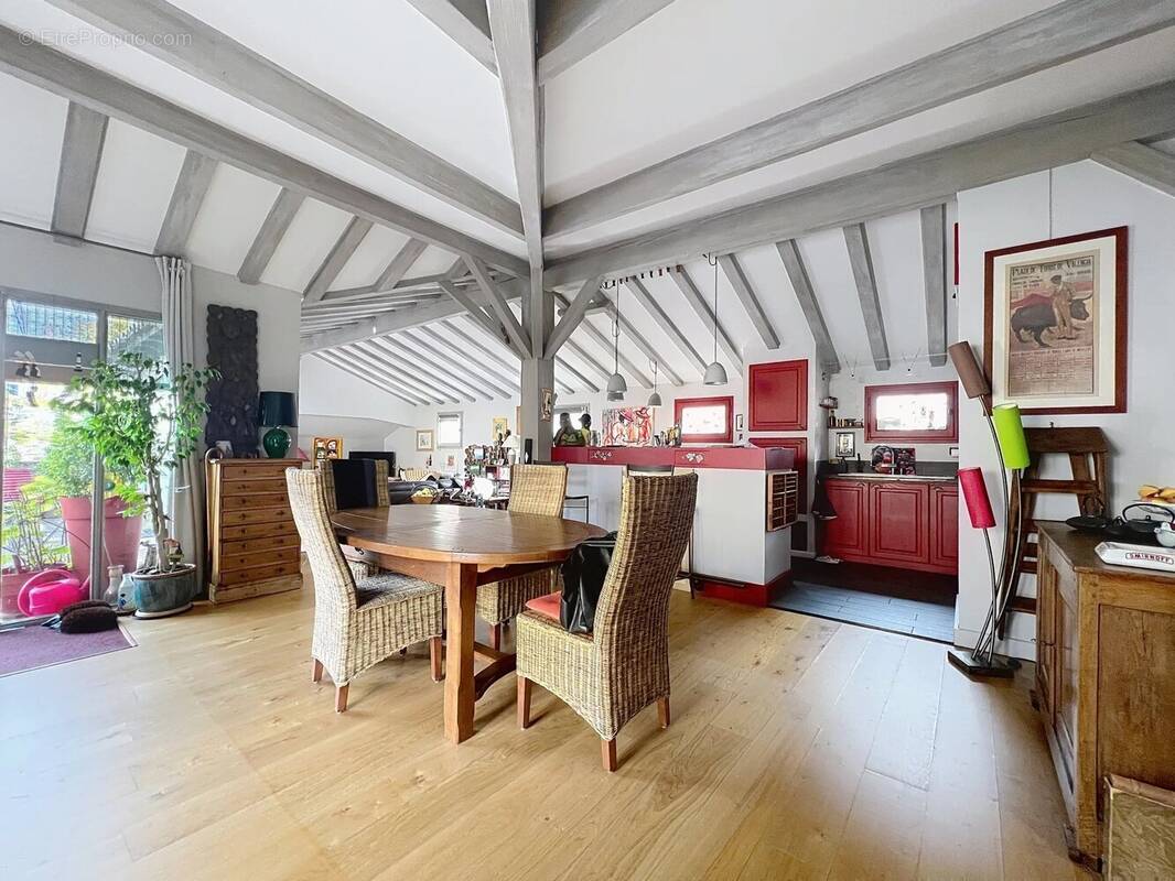 Appartement à NIMES