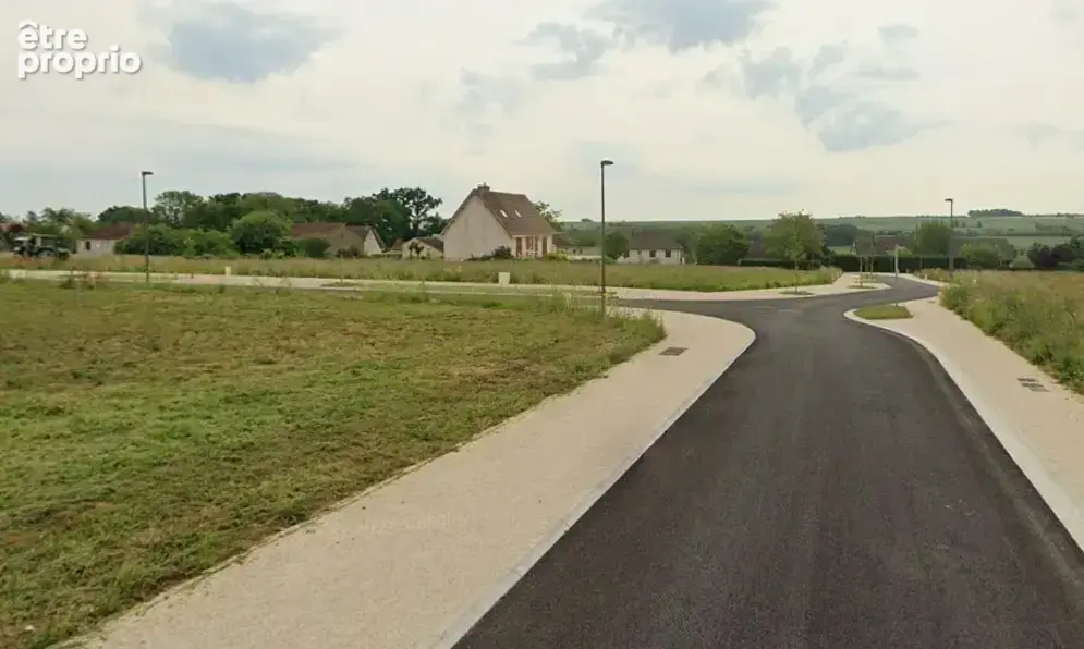 Photo Terrain à Villefargeau au prix de 46 440€