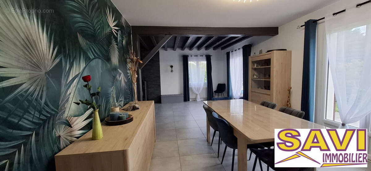 Maison à FERRIERES-EN-GATINAIS