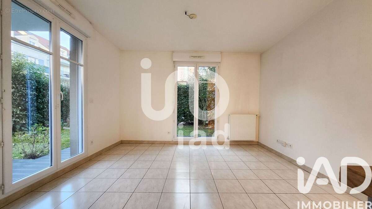 Photo 9 - Appartement à OZOIR-LA-FERRIERE