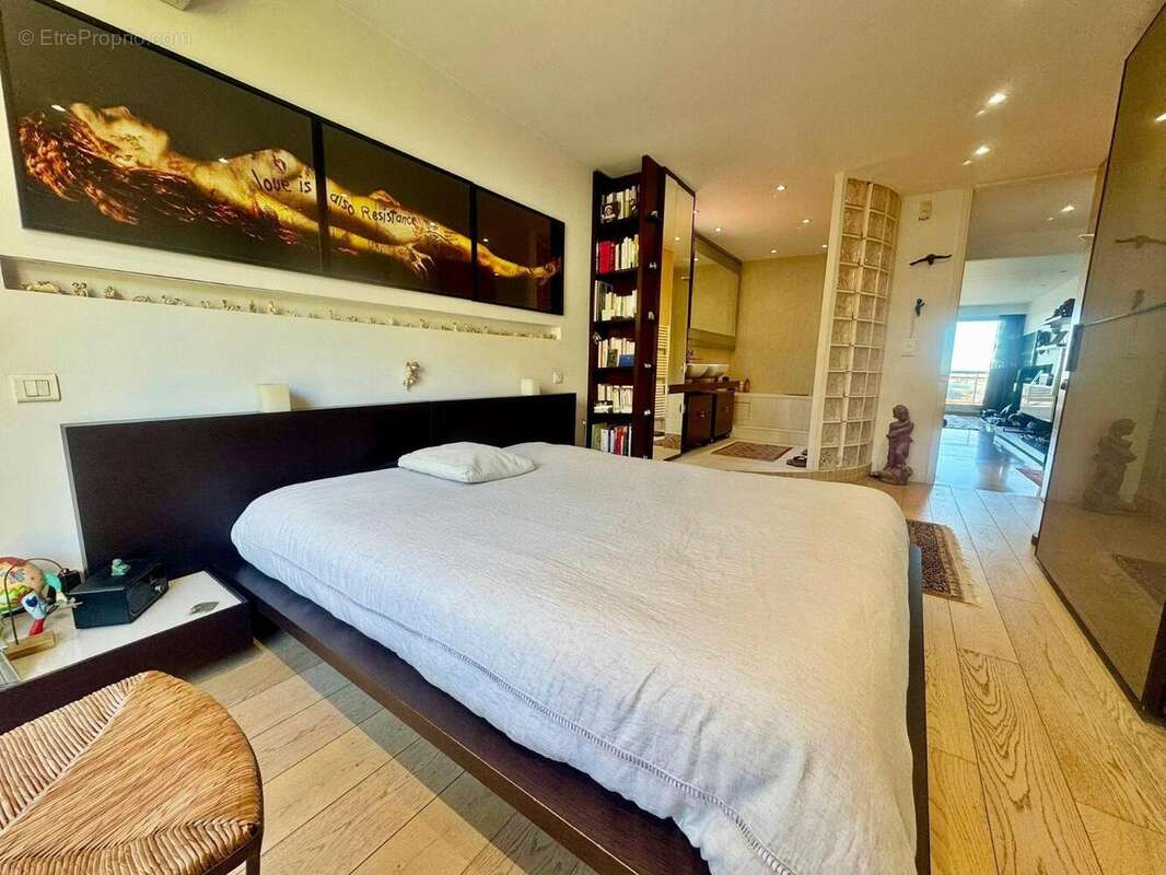   - Appartement à NICE