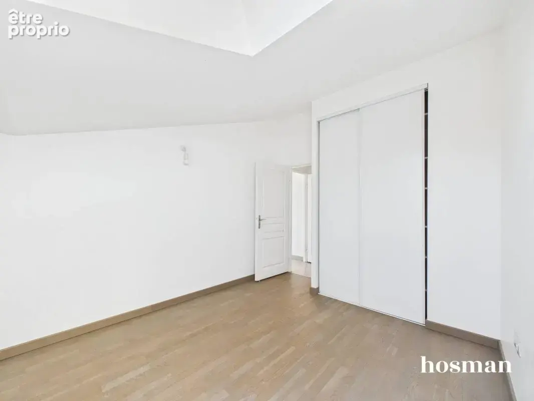 Dernier étage 4 pièces 91 m² avec terrasse panoramique de 100 m² et parking - Rue Yves Montand à Bègles - photo 8