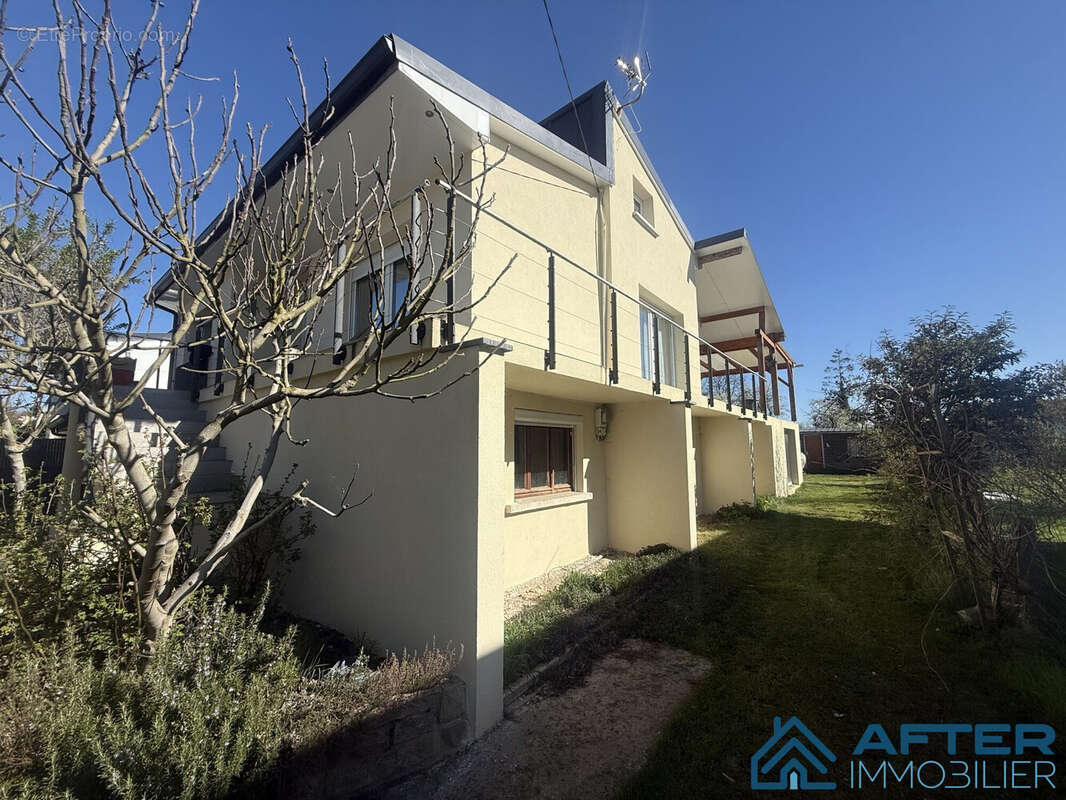 Maison à CHAMPENOUX