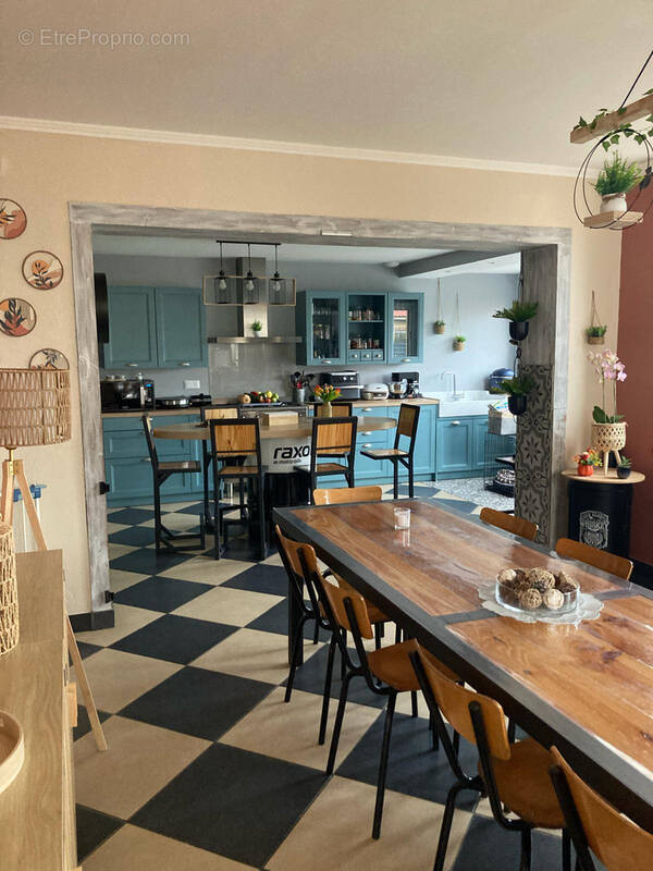 Maison à VAUX-ANDIGNY