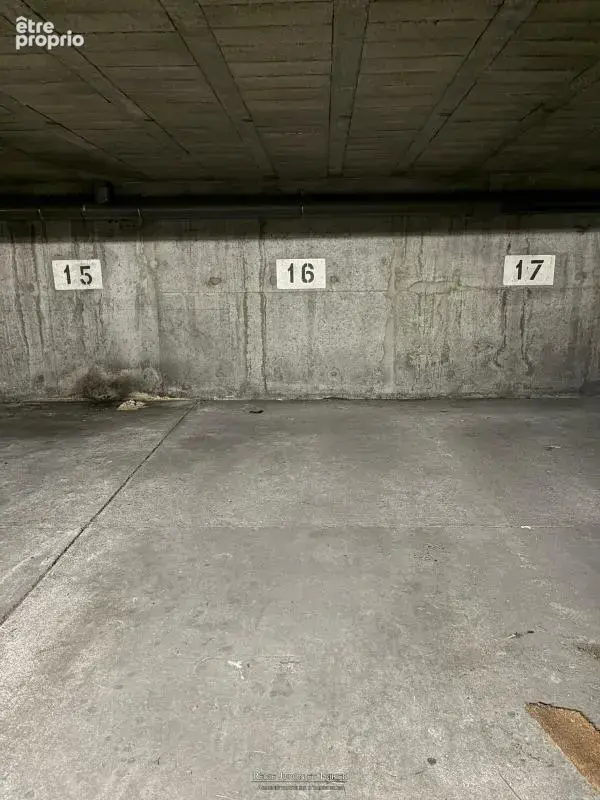 Photo Parking à Villeurbanne au prix de 10 000€