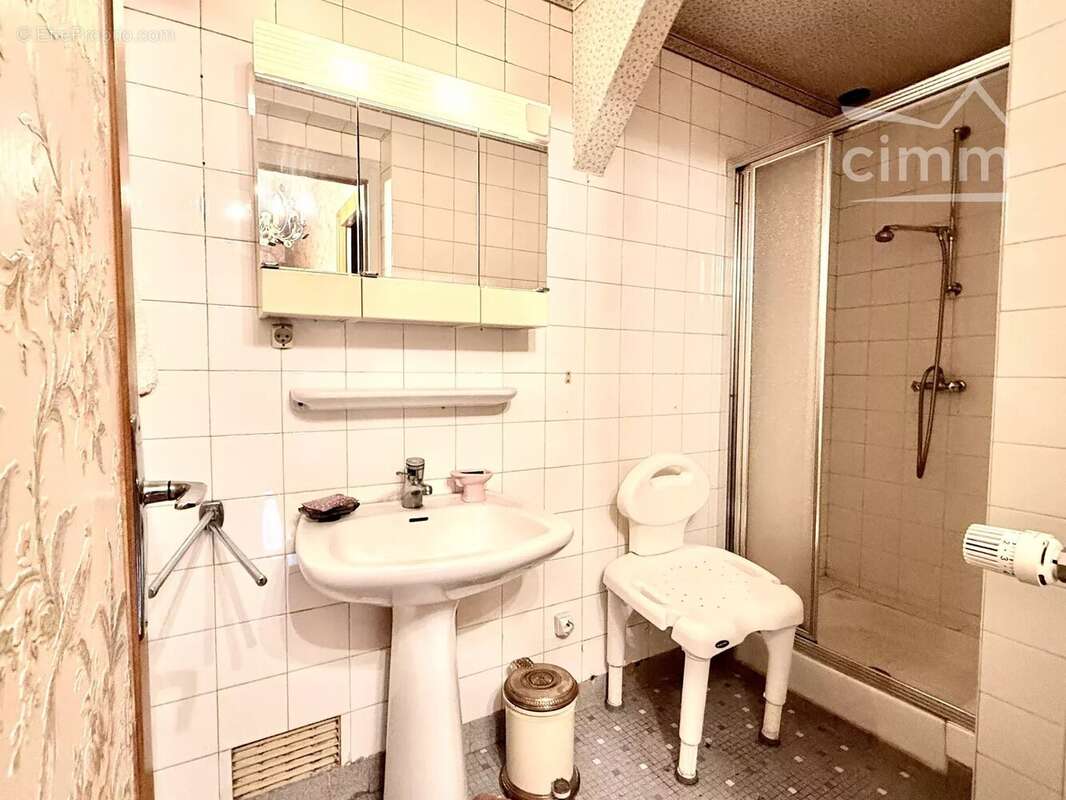 Maison à LA CHAUSSEE-SAINT-VICTOR