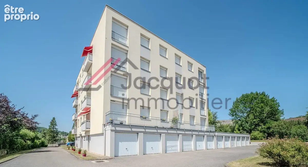 Appartement 3 pièces 70 m² à vendre à Lons-Le-Saunier (39000) - photo 8