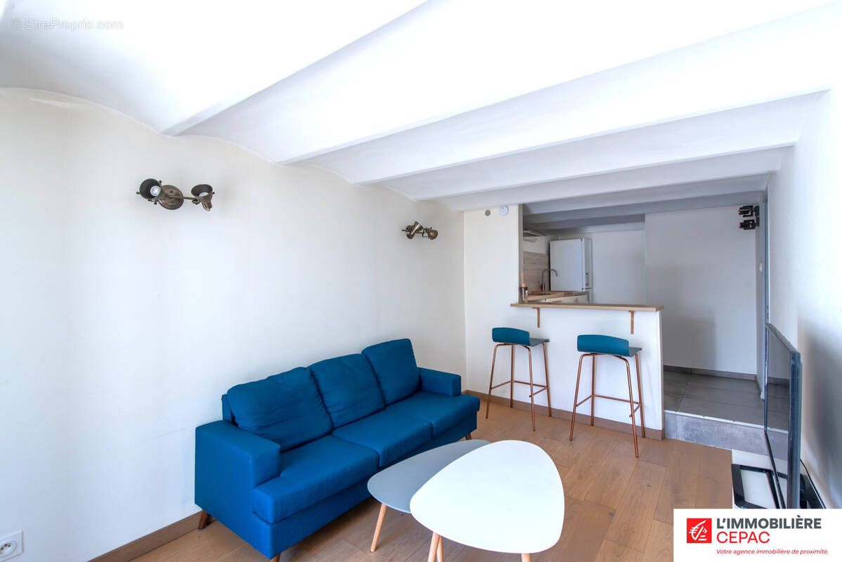 Appartement à MARSEILLE-6E
