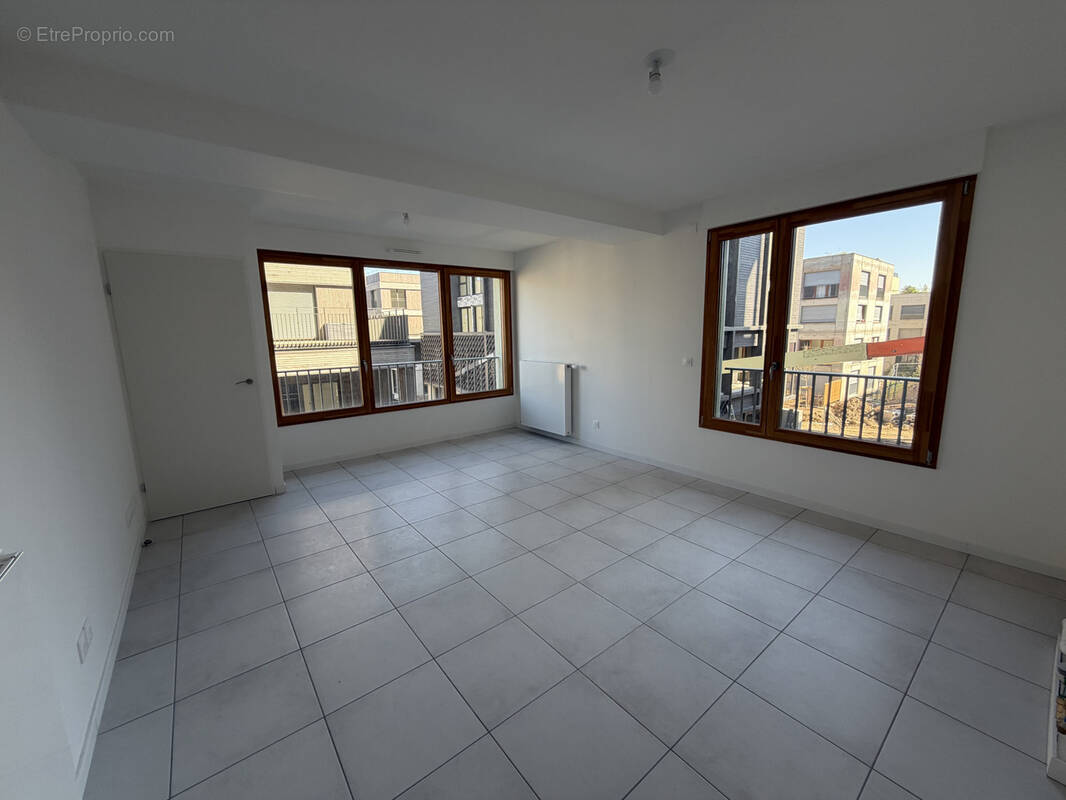 Appartement à AMBILLY