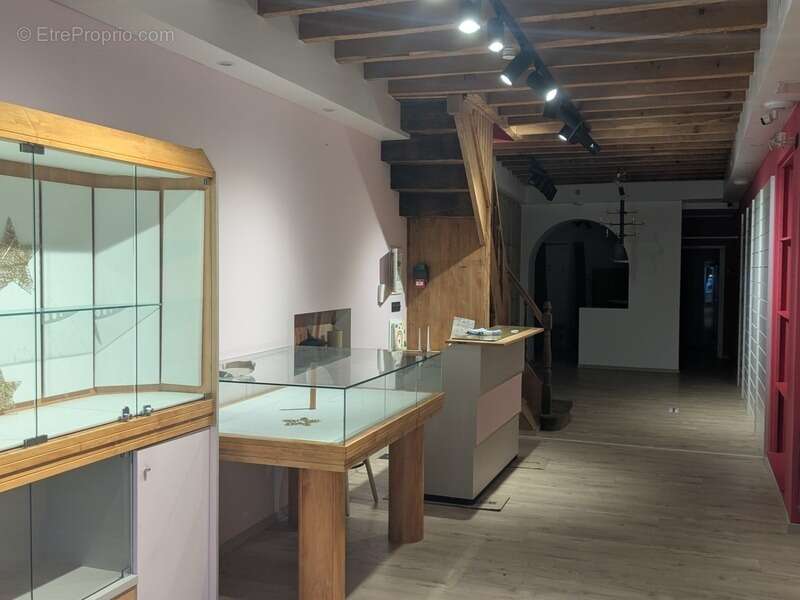 Guemene sur scorff immeuble de 230m² environ sur 3 niveaux avec jardin - photo 6
