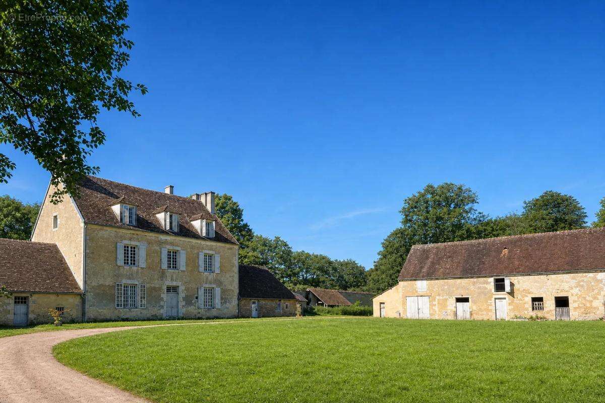Maison à SAINT-VERAIN
