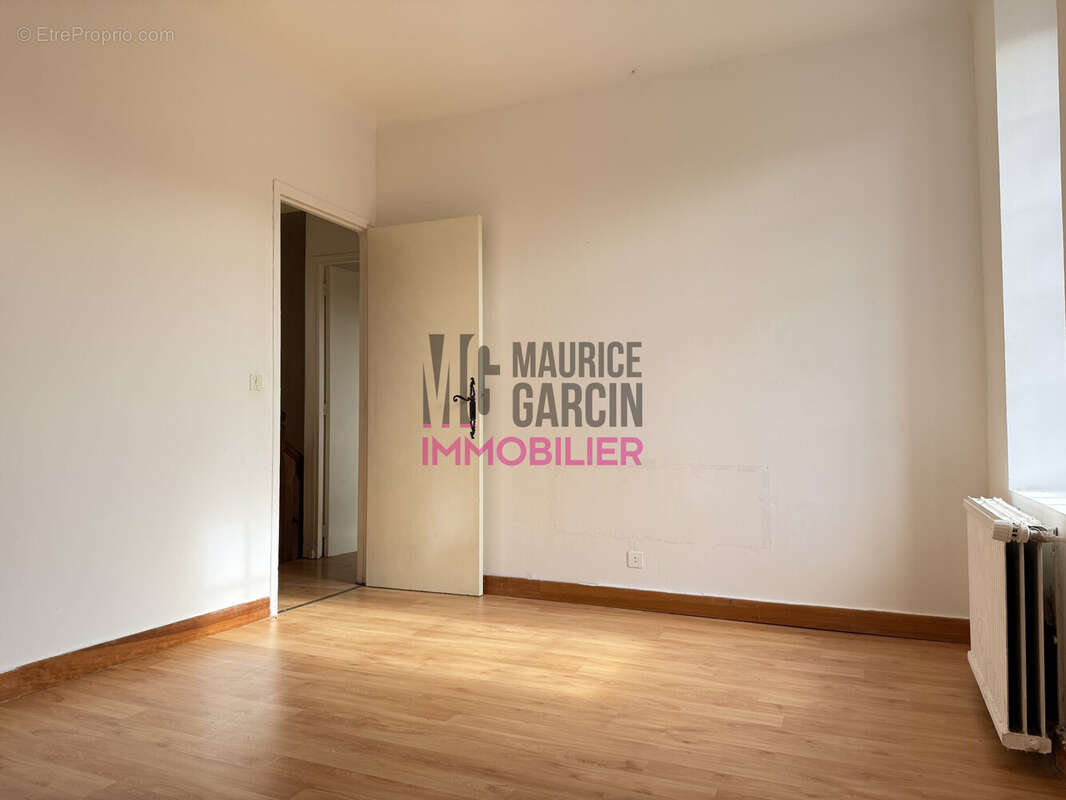 Maison à CHATEAURENARD