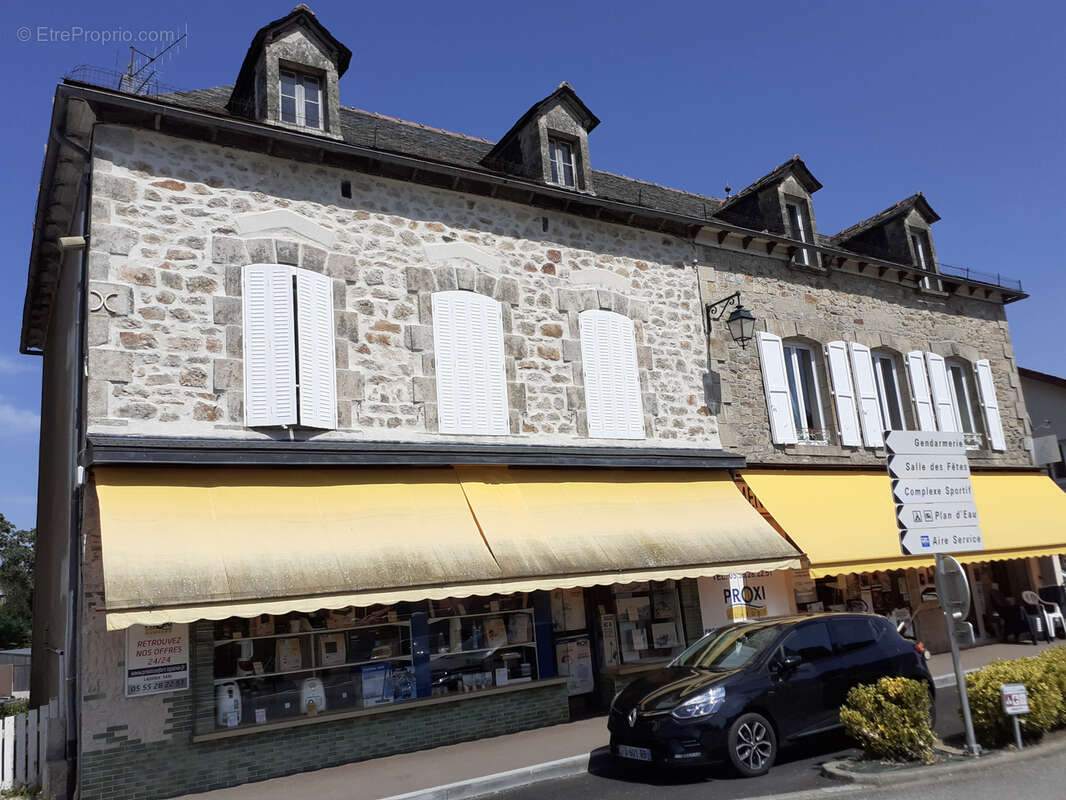 Maison à SAINT-PRIVAT