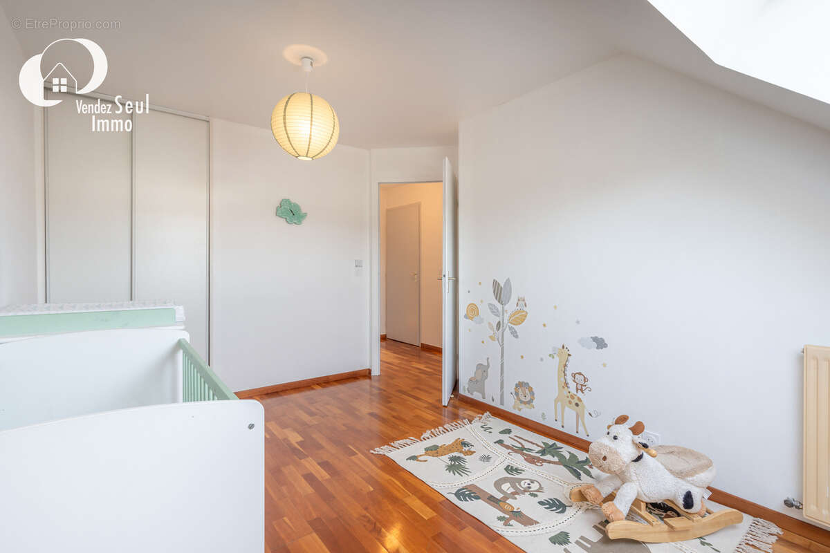 Appartement à POISY