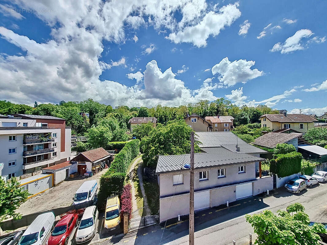 Appartement à CRAN-GEVRIER