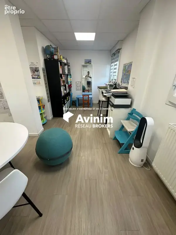 Commerce 59 m² à vendre à Conflans-Sainte-Honorine (78700) - photo 4