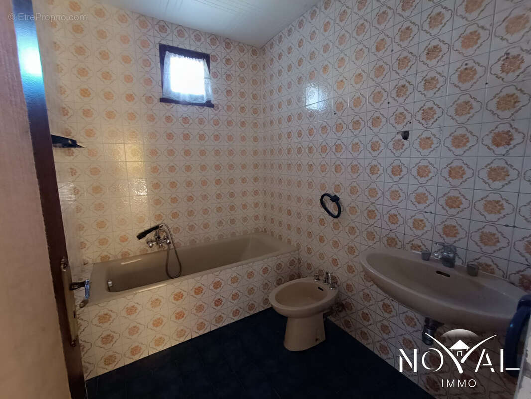 Maison à VALDEROURE