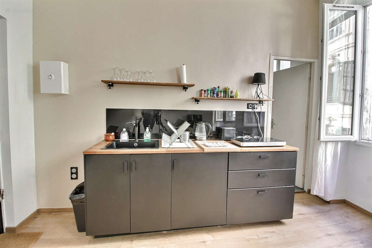 Appartement à MARSEILLE-6E