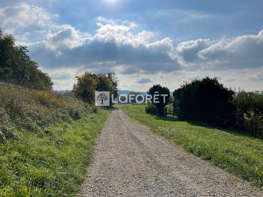 Maison à LONS-LE-SAUNIER