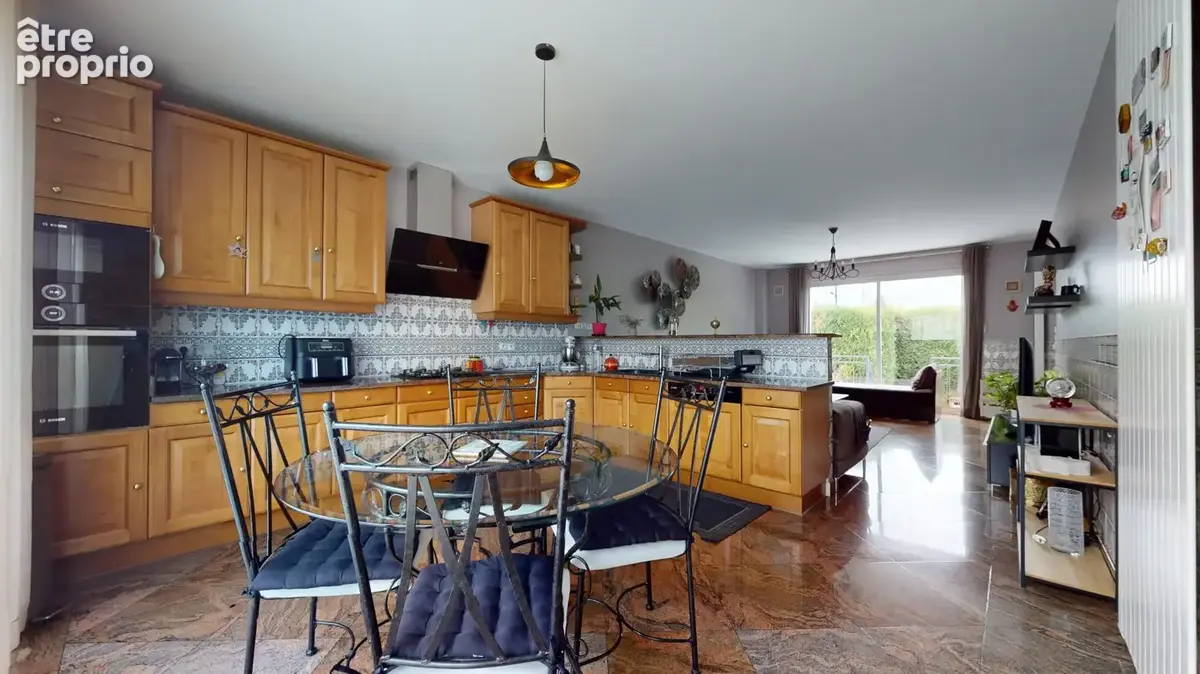 Maison 7 pièces 155 m² à vendre à Ormesson-Sur-Marne (94490) - photo 7