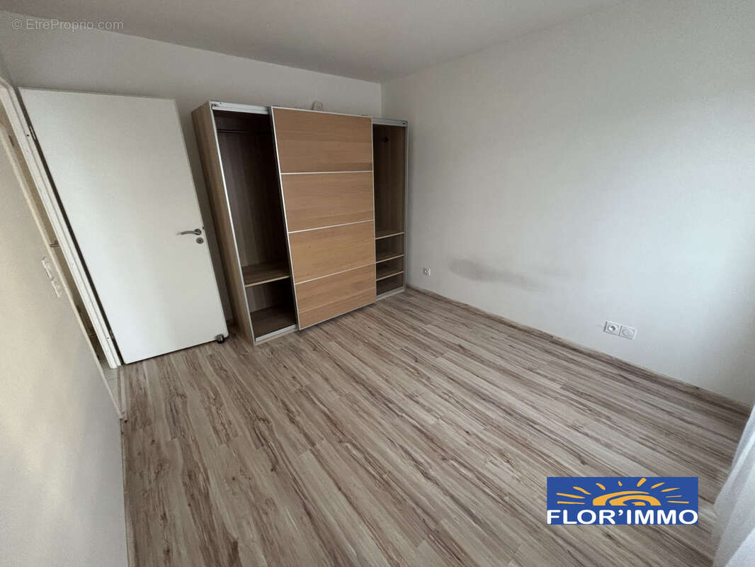 Appartement à SAINTE-GENEVIEVE-DES-BOIS