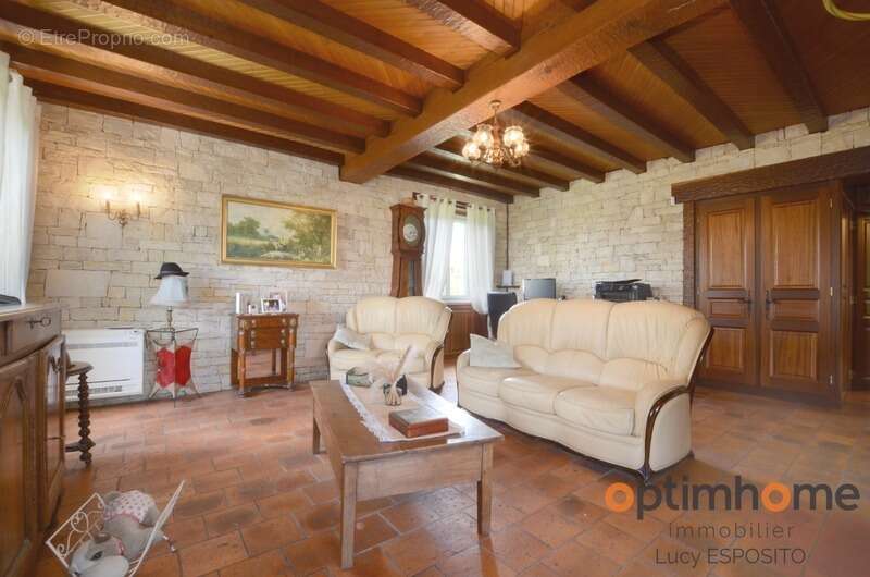 Propriété exceptionnelle avec étang privé sur plus de 1,7 hectare – Mazerolles, Charente  - photo 5