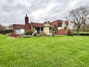 Maison à MOYENNEVILLE