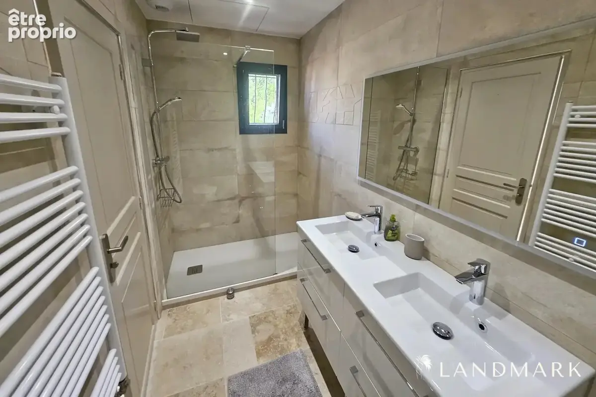 Villa renovee 4 chambres plus studio, piscine et garage - photo 12